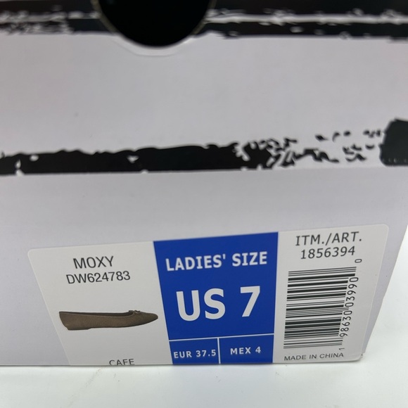 DV by Dolce Vita Moxy Nude Beige Patent Ballet Vegan Flats Women’s Size 7 | NIB - Picture 10 of 10